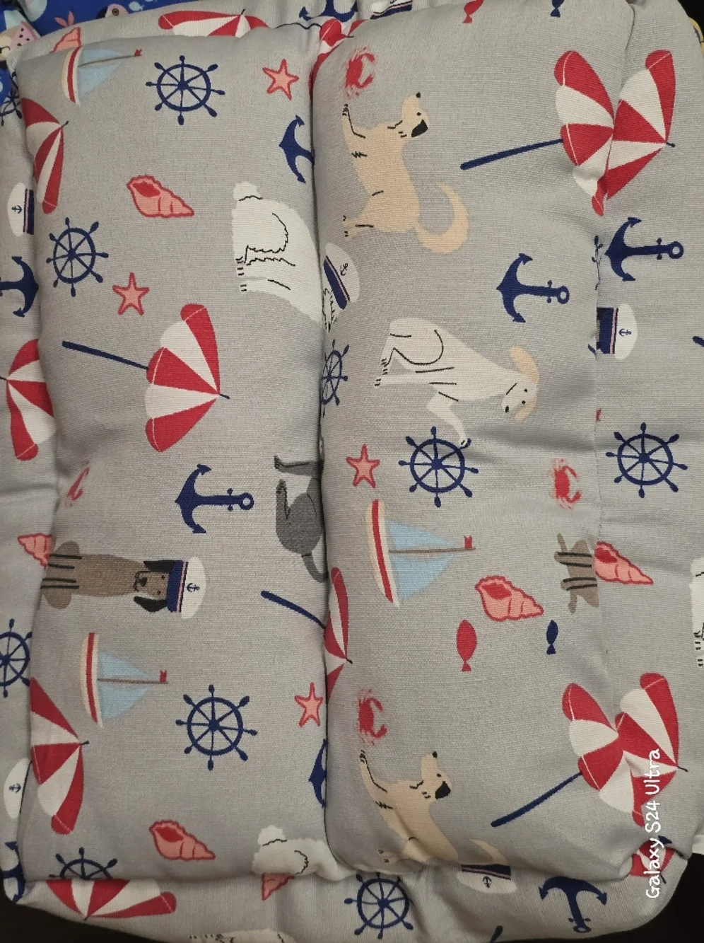 Caribbean Joe Pet Bed NEW